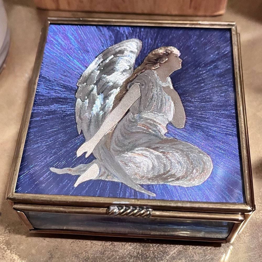 Via Vermont trinket box- Warm Greetings From The Heart 1993